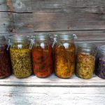 Atelier huiles de plantes médicinales (santé et beauté)